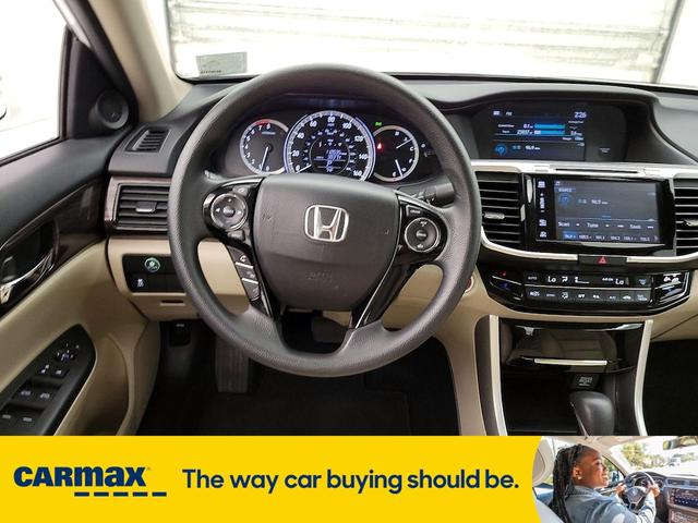 Photo of 2016 White Honda Accord
