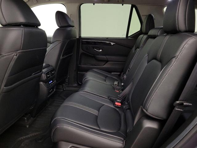 Photo of 2024 Gray Honda Pilot