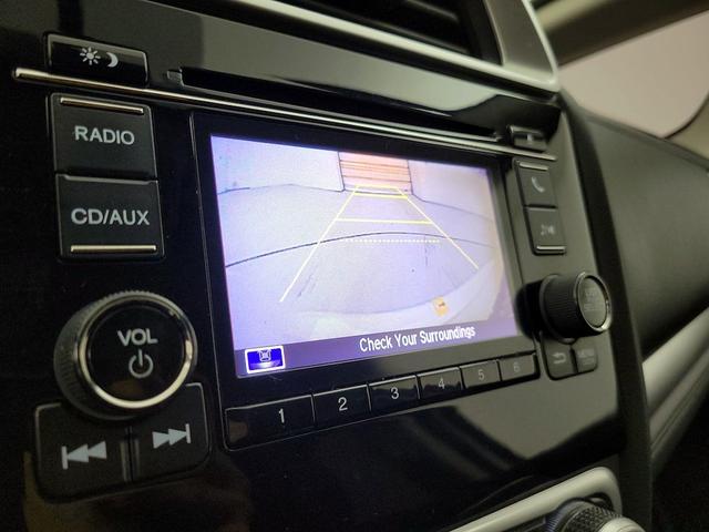 Photo of 2016 White Honda Fit