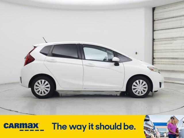Photo of 2016 White Honda Fit