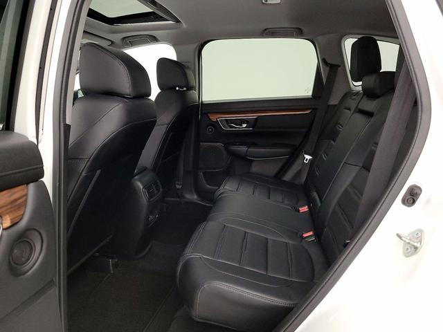 Photo of 2018 White Honda CR-V