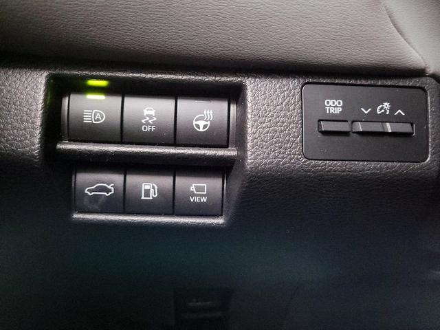 Photo of 2021 Silver Toyota Avalon Hybrid