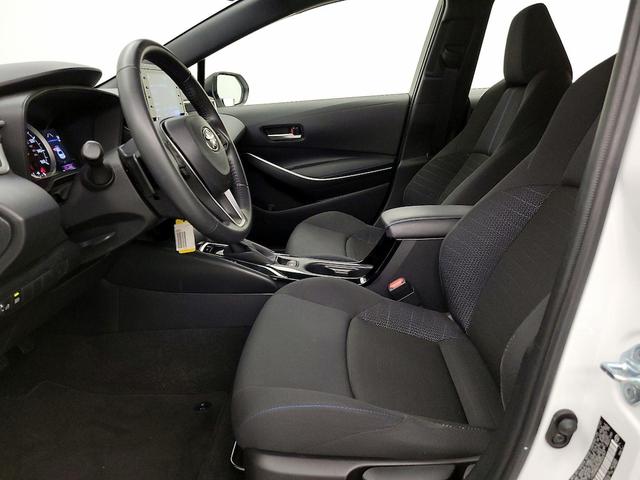 Photo of 2022 White Toyota Corolla