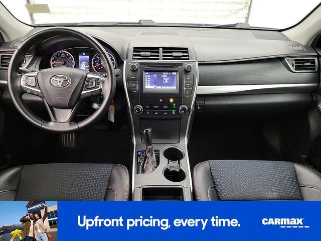 Photo of 2015 Gray Toyota Camry