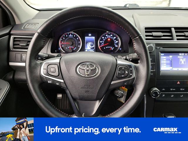Photo of 2015 Gray Toyota Camry