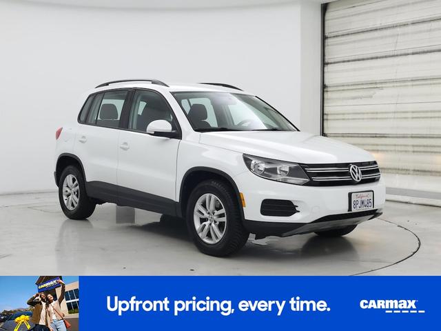 Photo of 2015 White Volkswagen Tiguan