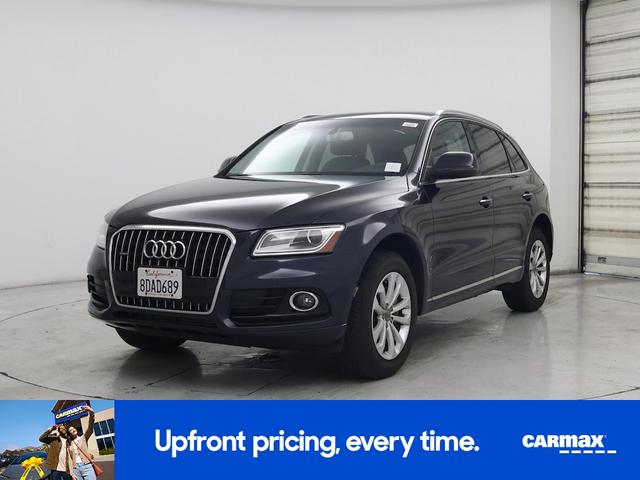 Photo of 2015 Black Audi Q5