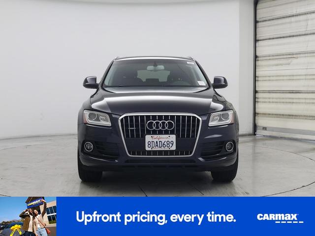 Photo of 2015 Black Audi Q5