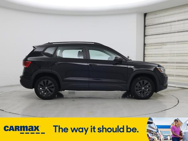 Photo of 2022 Black Volkswagen Taos