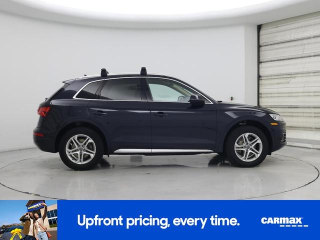 Photo of 2019 Blue Audi Q5