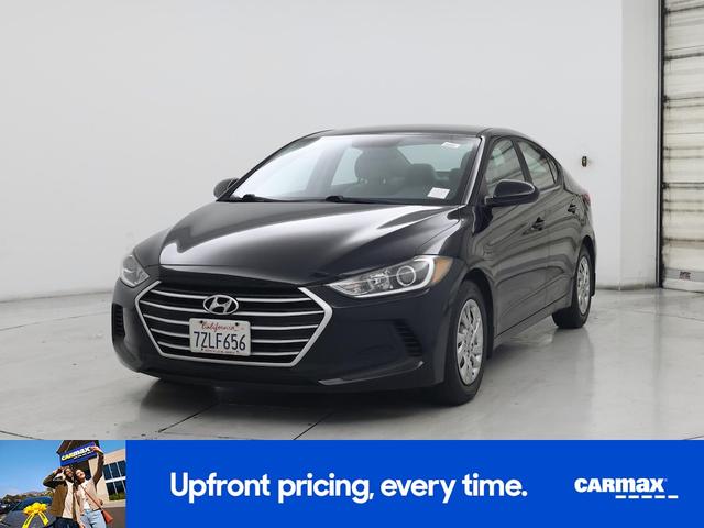 Photo of 2017 Black Hyundai ELANTRA