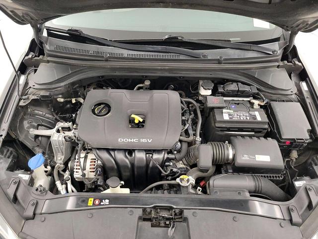 Photo of 2017 Black Hyundai ELANTRA