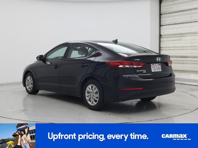 Photo of 2017 Black Hyundai ELANTRA
