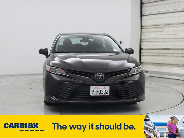 Photo of 2019 Brown Toyota Camry