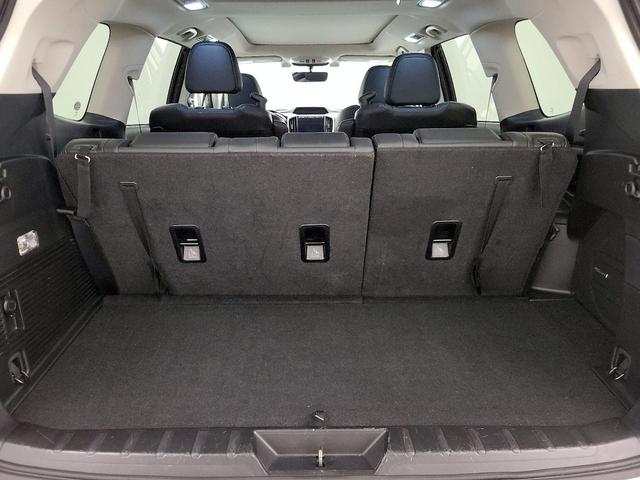 Photo of 2022 White Subaru Ascent