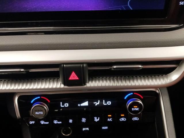 Photo of 2022 Gray Kia K5