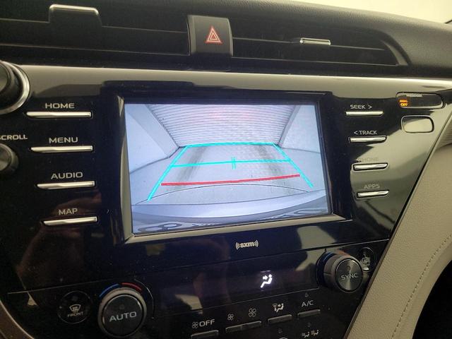 Photo of 2020 Silver Toyota Camry Hybrid