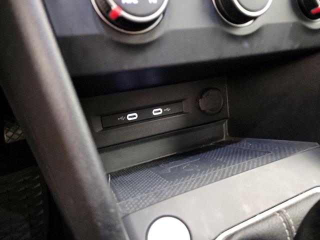 Photo of 2022 Silver Volkswagen Taos