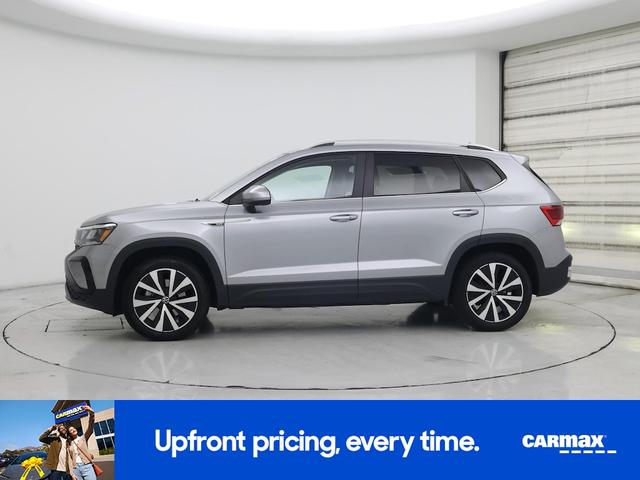 Photo of 2022 Silver Volkswagen Taos