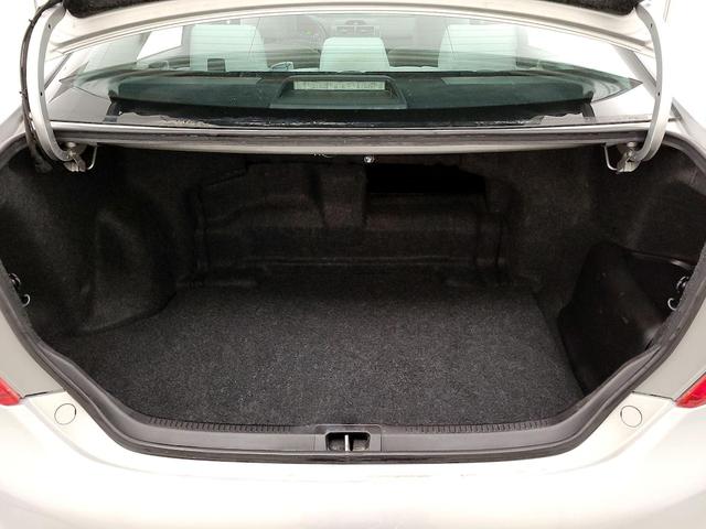 Photo of 2014 Silver Toyota Camry Hybrid