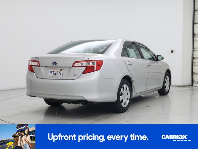 Photo of 2014 Silver Toyota Camry Hybrid