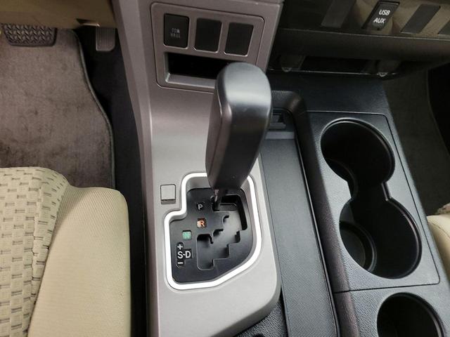 Photo of 2013 Brown Toyota Tundra