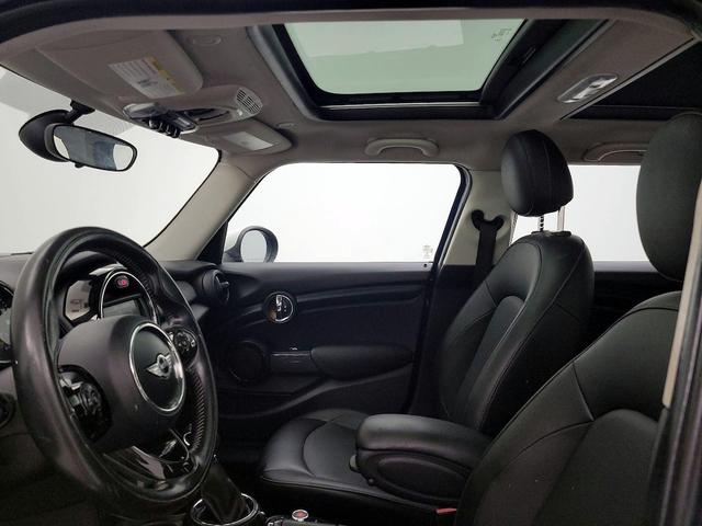Photo of 2016 Blue MINI Hardtop