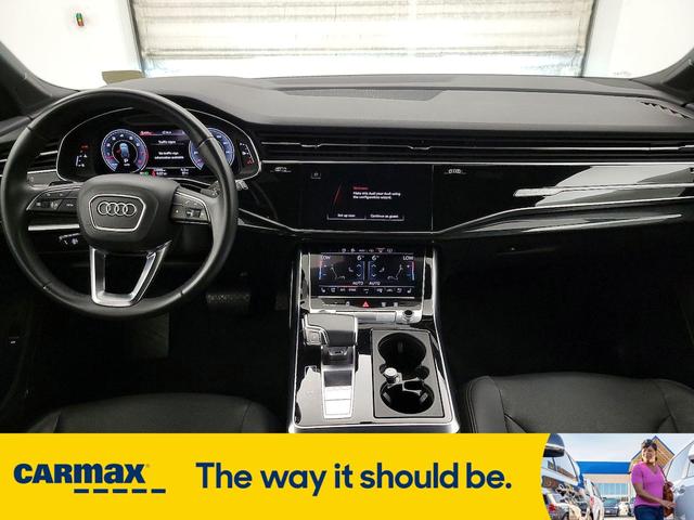 Photo of 2021 White Audi Q7
