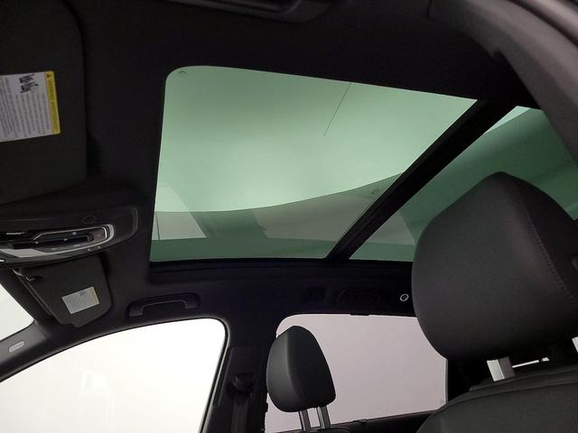 Photo of 2021 White Audi Q7