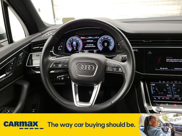 Photo of 2021 White Audi Q7