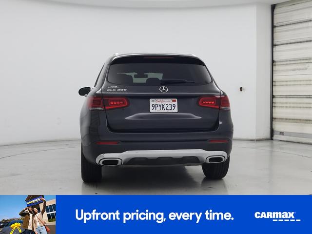 Photo of 2021 Black Mercedes-Benz GLC 300