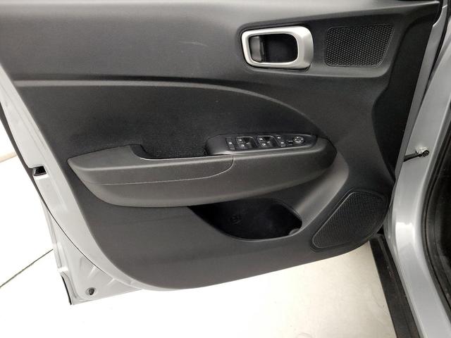 Photo of 2021 Silver Hyundai VENUE