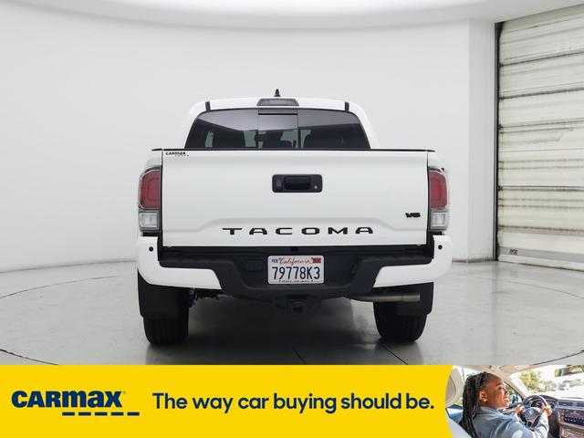 Photo of 2022 White Toyota Tacoma