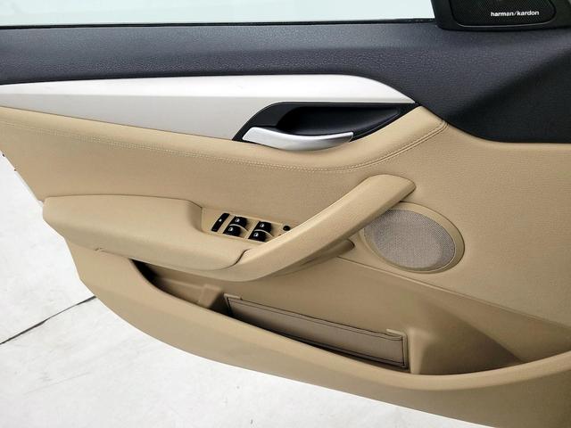 Photo of 2015 White BMW X1