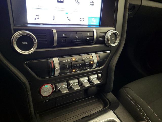 Photo of 2019 Red Ford Mustang