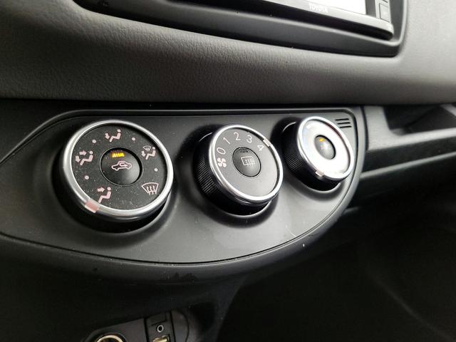 Photo of 2016 Silver Toyota Yaris
