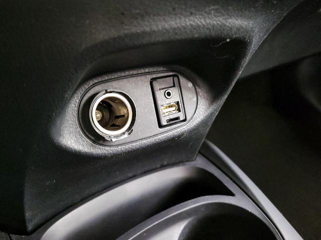 Photo of 2016 Silver Toyota Yaris