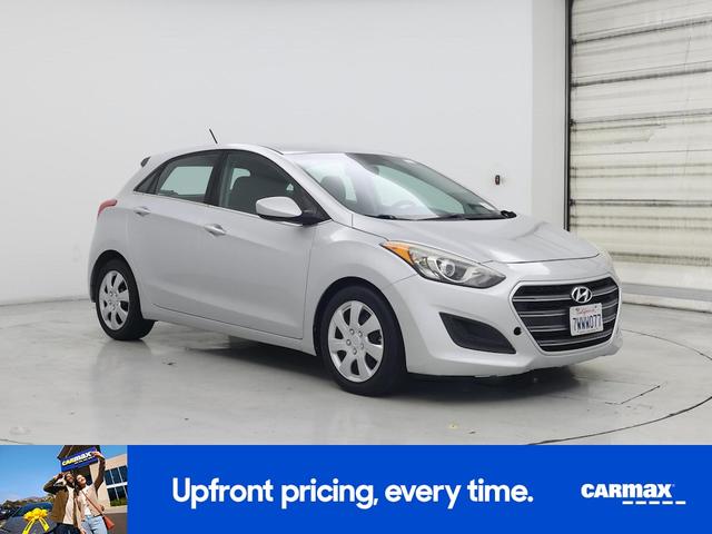 Photo of 2017 Silver Hyundai ELANTRA