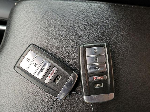 Photo of 2017 Silver Acura ILX