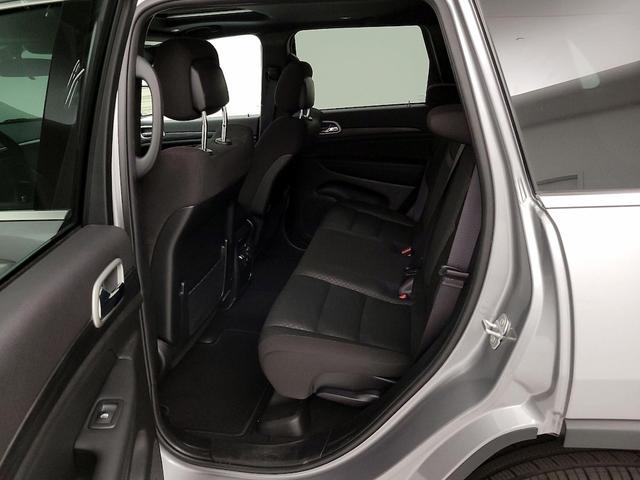 Photo of 2021 Silver Jeep Grand Cherokee