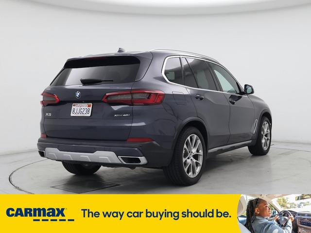 Photo of 2019 Blue BMW X5