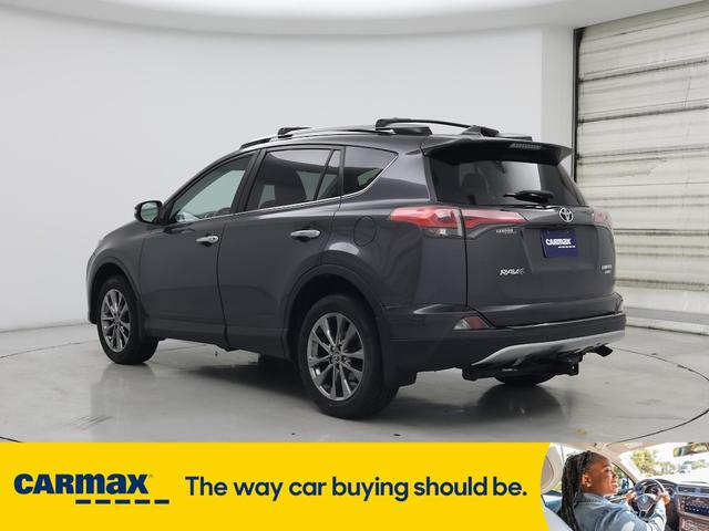 Photo of 2018 Gray Toyota RAV4