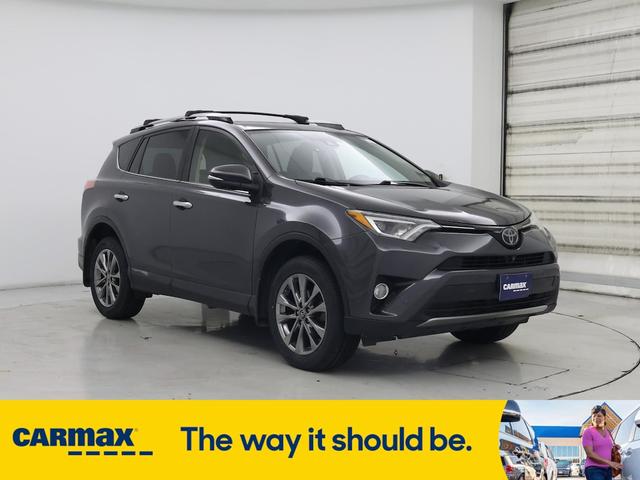 Photo of 2018 Gray Toyota RAV4