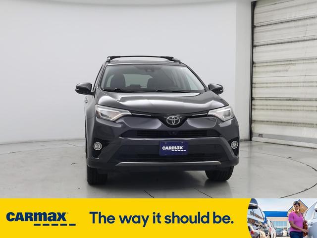 Photo of 2018 Gray Toyota RAV4