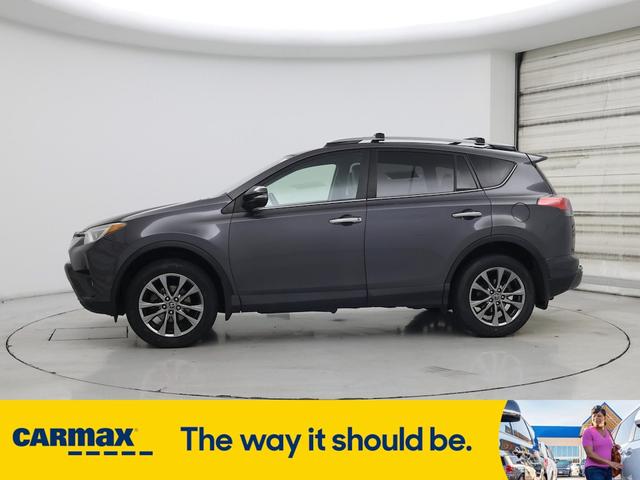 Photo of 2018 Gray Toyota RAV4