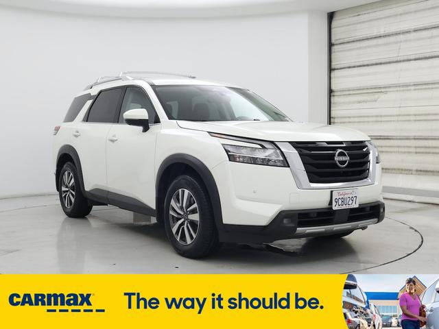 2022 Nissan Pathfinder