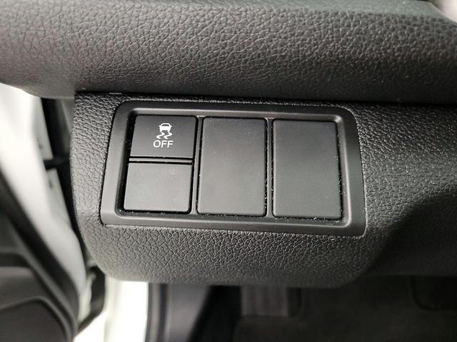 Photo of 2018 White Honda Civic