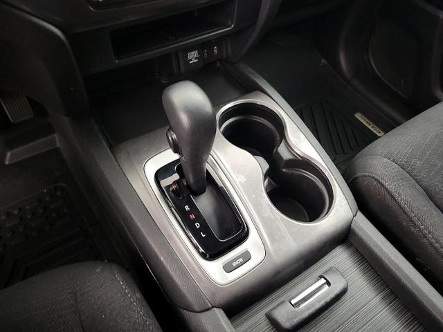 Photo of 2017 White Honda Pilot