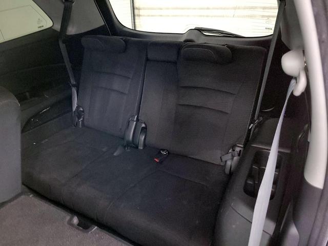 Photo of 2017 White Honda Pilot