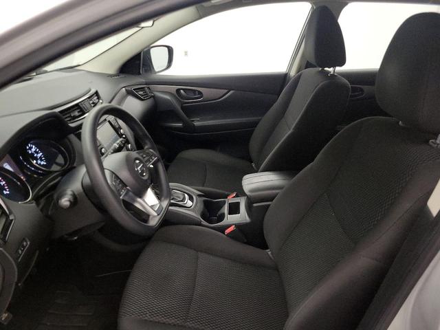 Photo of 2019 Silver Nissan Rogue Sport